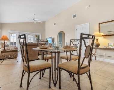 4546 Se 6th Place - Photo Thumbnail 13