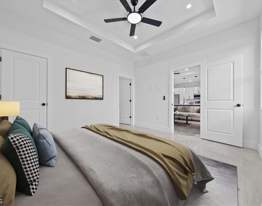 2129 Fairway Drive - Photo Thumbnail 7