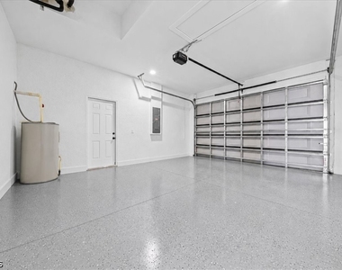 2129 Fairway Drive - Photo Thumbnail 15