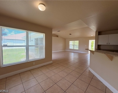 316 Nw 18th Avenue - Photo Thumbnail 9