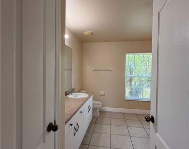 316 Nw 18th Avenue - Photo Thumbnail 19