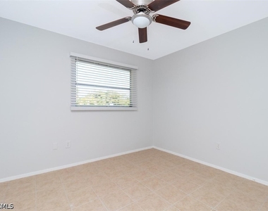 533 E Charlotte Avenue - Photo Thumbnail 6
