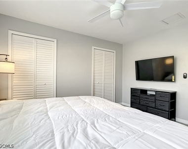4928 Sw 16th Place - Photo Thumbnail 22