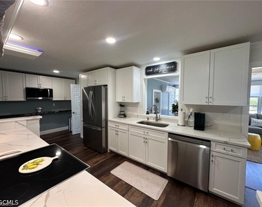 723 Sabur Court - Photo Thumbnail 4