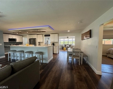 723 Sabur Court - Photo Thumbnail 2