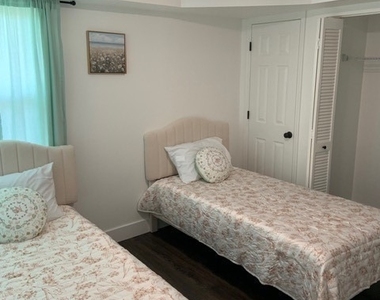 4471 Bay Beach Lane - Photo Thumbnail 33