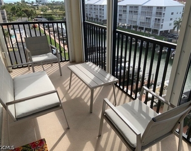 4471 Bay Beach Lane - Photo Thumbnail 2