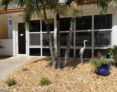4471 Bay Beach Lane - Photo Thumbnail 12