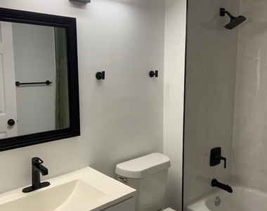 4471 Bay Beach Lane - Photo Thumbnail 36