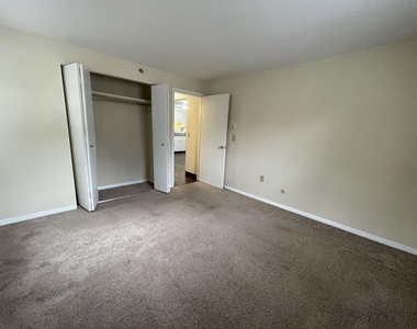 93 West - Photo Thumbnail 24