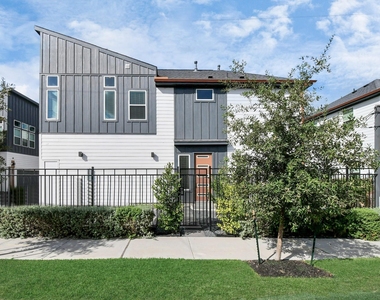 829 N Emile Street - Photo Thumbnail 2
