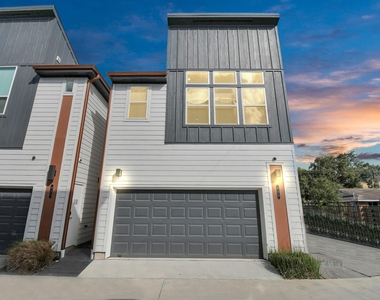 829 N Emile Street - Photo Thumbnail 6