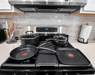 829 N Emile Street - Photo Thumbnail 32