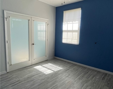 7385 Bristol Circle - Photo Thumbnail 15