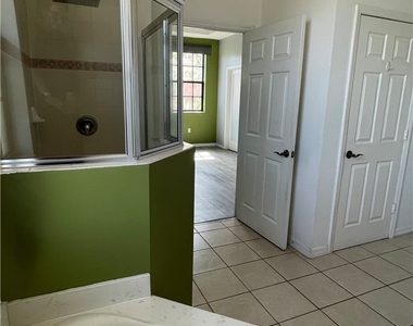 7385 Bristol Circle - Photo Thumbnail 22