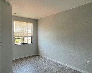 7385 Bristol Circle - Photo Thumbnail 12