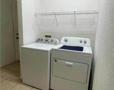 7385 Bristol Circle - Photo Thumbnail 24