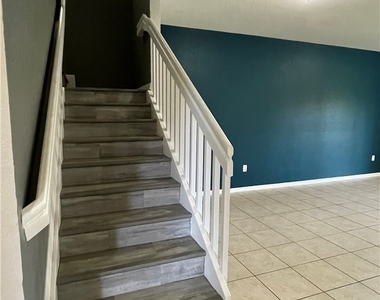 7385 Bristol Circle - Photo Thumbnail 10