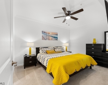 6058 National Boulevard - Photo Thumbnail 8