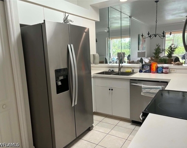 8680 Cedar Hammock Circle - Photo Thumbnail 3