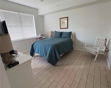 8680 Cedar Hammock Circle - Photo Thumbnail 5