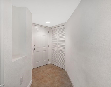 4122 Residence Drive - Photo Thumbnail 14