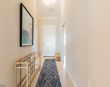 9402 Pocida Court - Photo Thumbnail 2