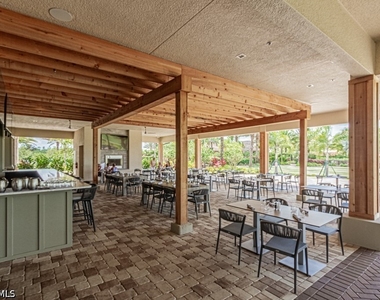 9402 Pocida Court - Photo Thumbnail 24