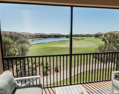 9402 Pocida Court - Photo Thumbnail 14