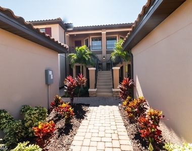 9402 Pocida Court - Photo Thumbnail 1