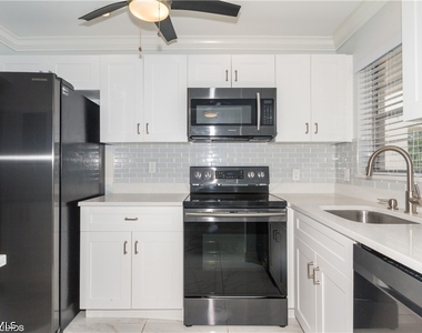 501 Forest Lakes Boulevard - Photo Thumbnail 9