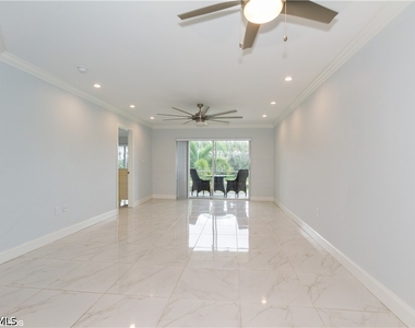 501 Forest Lakes Boulevard - Photo Thumbnail 6