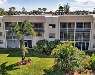 501 Forest Lakes Boulevard - Photo Thumbnail 25