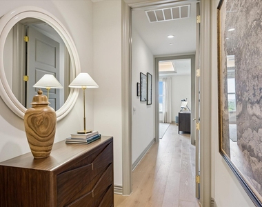 1717 Bissonnet Street - Photo Thumbnail 24