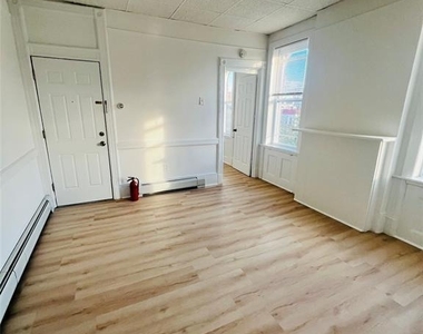 1201 Kennedy - Photo Thumbnail 3