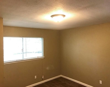 638 Heidrich St Street - Photo Thumbnail 18