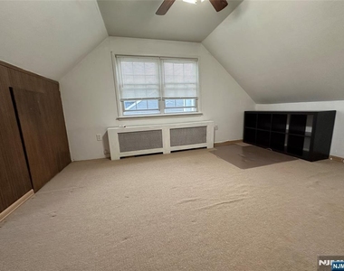 31 Oak - Photo Thumbnail 19