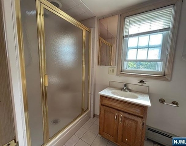 31 Oak - Photo Thumbnail 18