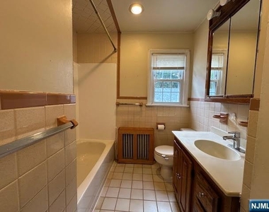 31 Oak - Photo Thumbnail 17