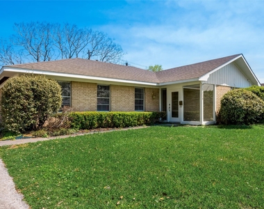5118 Sanford Road - Photo Thumbnail 15