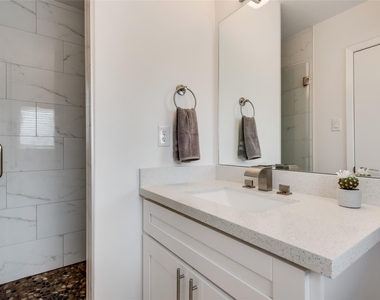 5118 Sanford Road - Photo Thumbnail 14