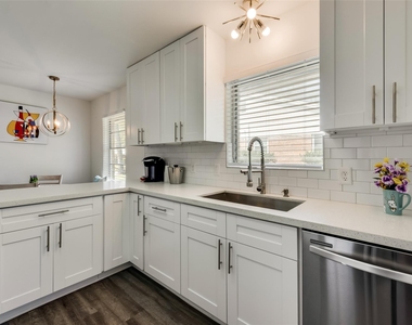 5118 Sanford Road - Photo Thumbnail 7