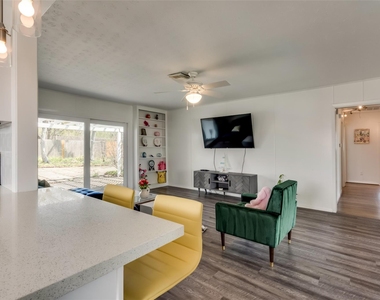 5118 Sanford Road - Photo Thumbnail 6