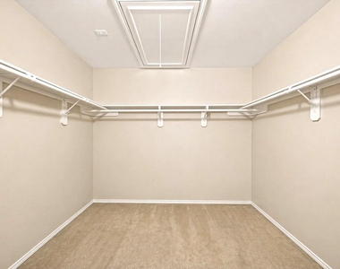 12830 Lodenbriar Drive - Photo Thumbnail 18