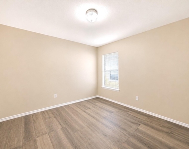 12830 Lodenbriar Drive - Photo Thumbnail 22