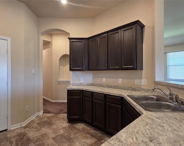 10750 Nathaniel Valley Path - Photo Thumbnail 4