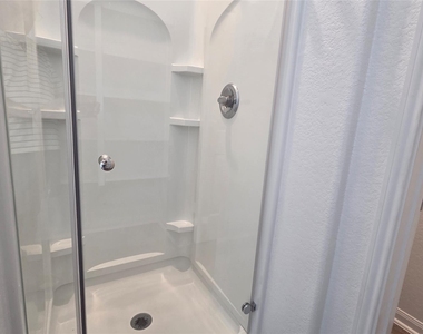 10750 Nathaniel Valley Path - Photo Thumbnail 14