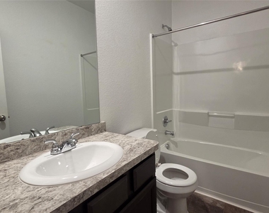 10750 Nathaniel Valley Path - Photo Thumbnail 6