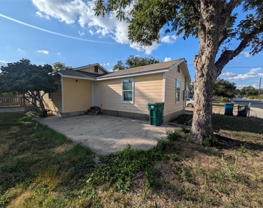 205 Elmo Avenue - Photo Thumbnail 2