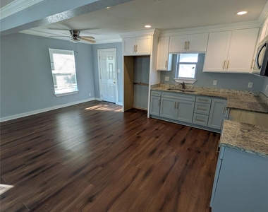 205 Elmo Avenue - Photo Thumbnail 5